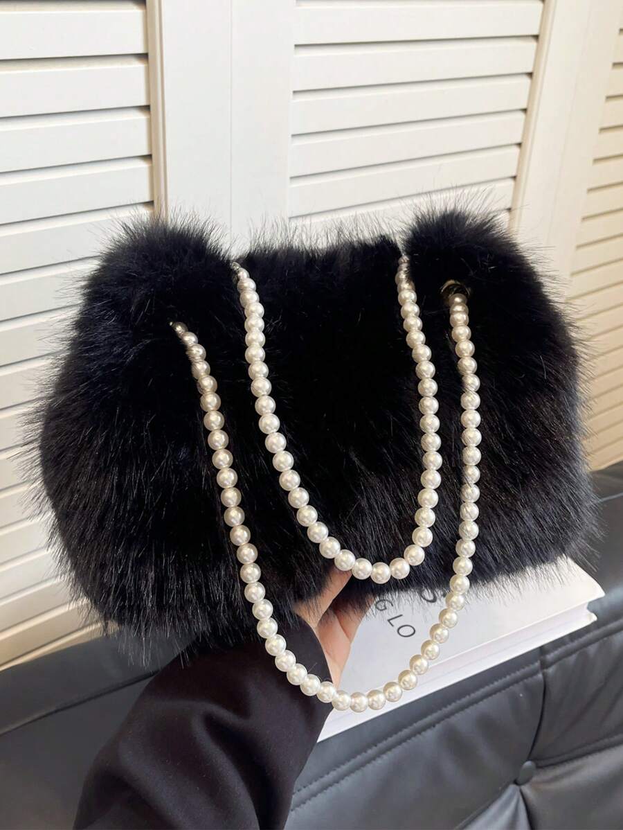 Autumn/Winter Plush Tote Bag – Large Capacity, Pearl Chain Handle, Lightweight Shoulder Handbag for Daily & Travel Use
