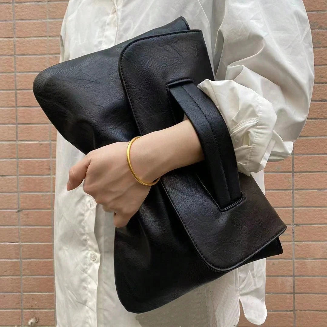Women’s PU Leather Clutch – Large Capacity, Elegant Crossbody & Shoulder Bag-Black