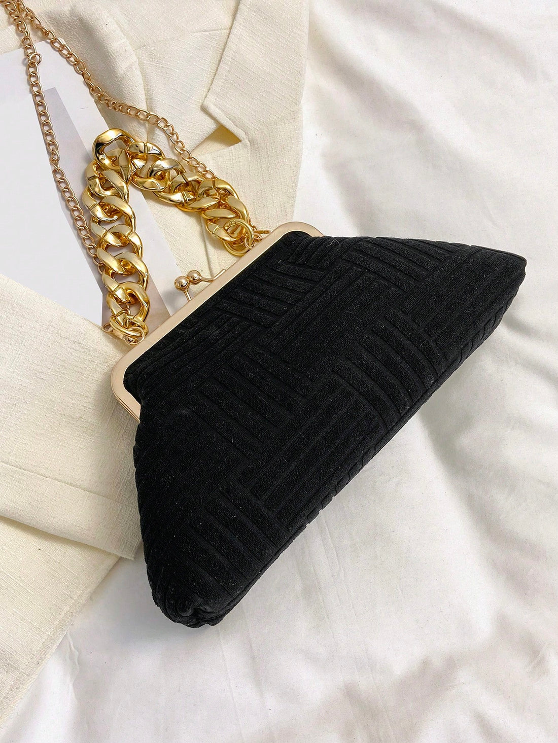 Minimalist Fashion Suede Women's Shoulder Bag With Clasp Closure, Shoulder/Handheld Option, Suede Bag Purse-Black