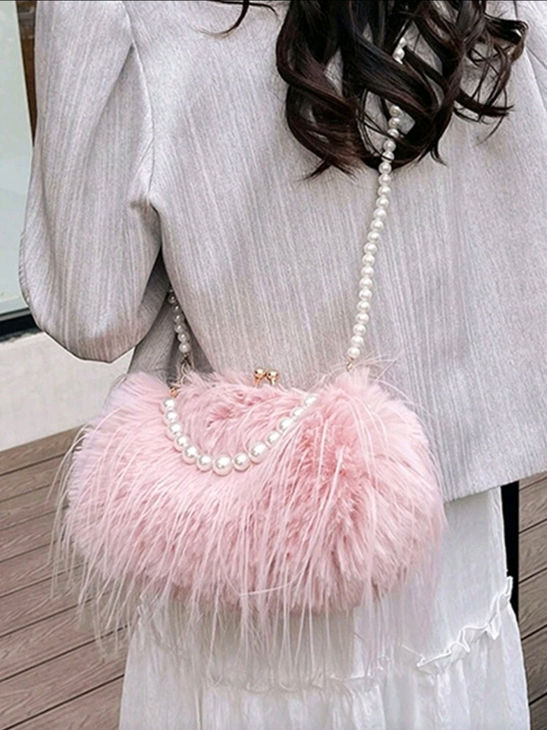 Ostrich Feather Evening Bags Fluffy Clutches for Women, Vintage Pearl Purse for Daily Commute and Phone Pouch (Baby Pink)